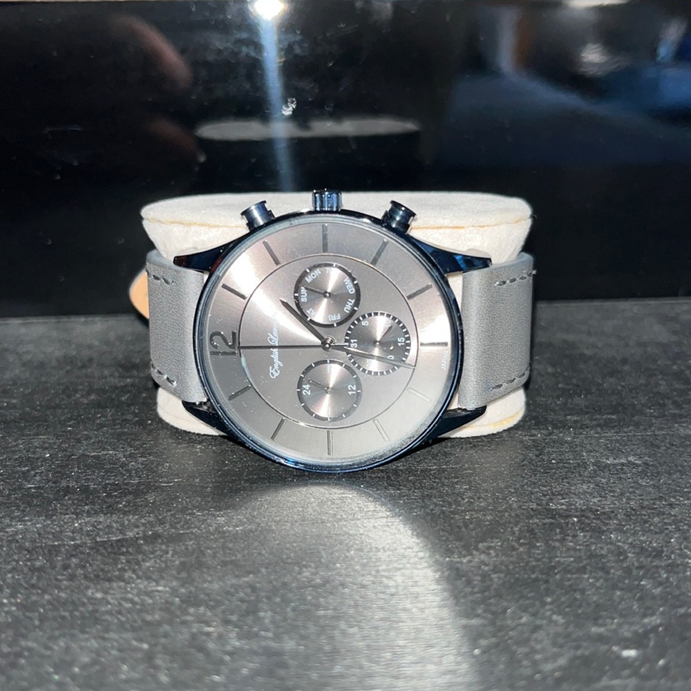Blue/Black English Laundry Watch with Black Leather Band. With Day, Date Dials